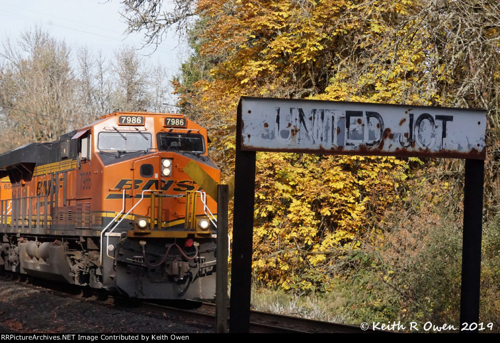 BNSF 7986